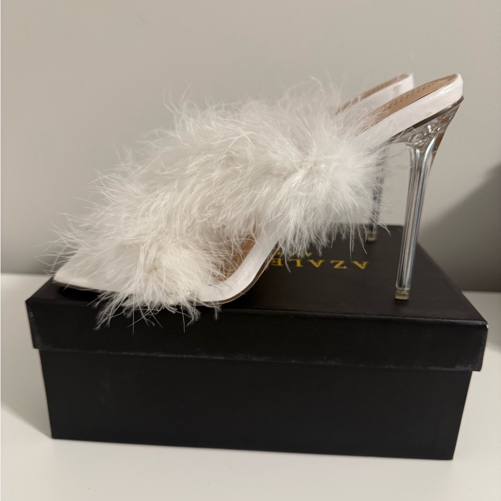 Azalea Wang Pixie White Feather Slide Heels - White - Picture 3 of 3